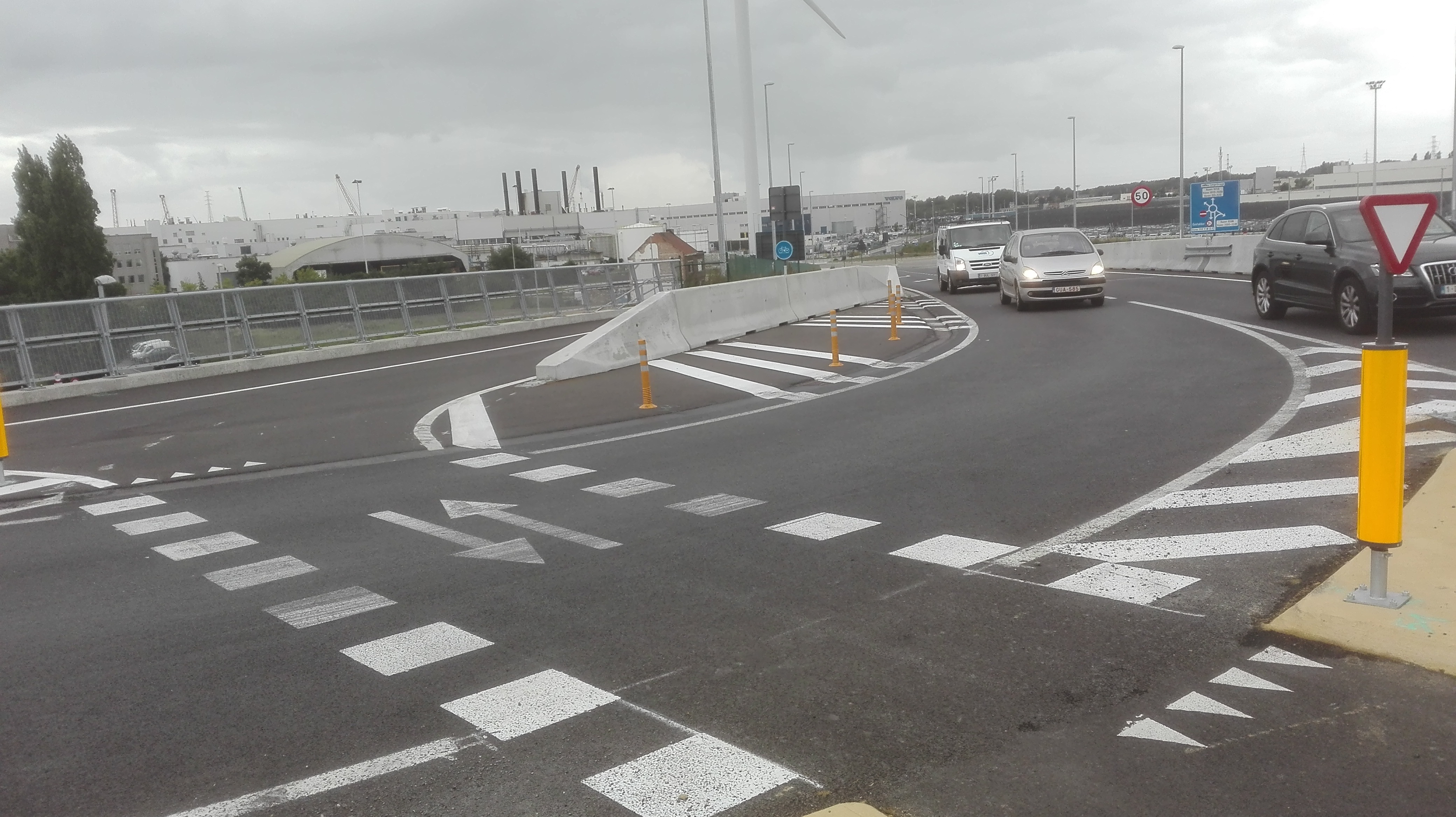 Langparkeren R4-Brug Gentstraat in Oostakker