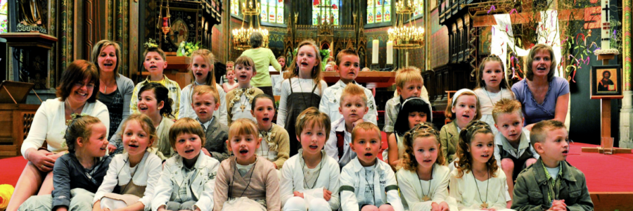 Laat een klasgroep samen alle levensbeschouwing volgen